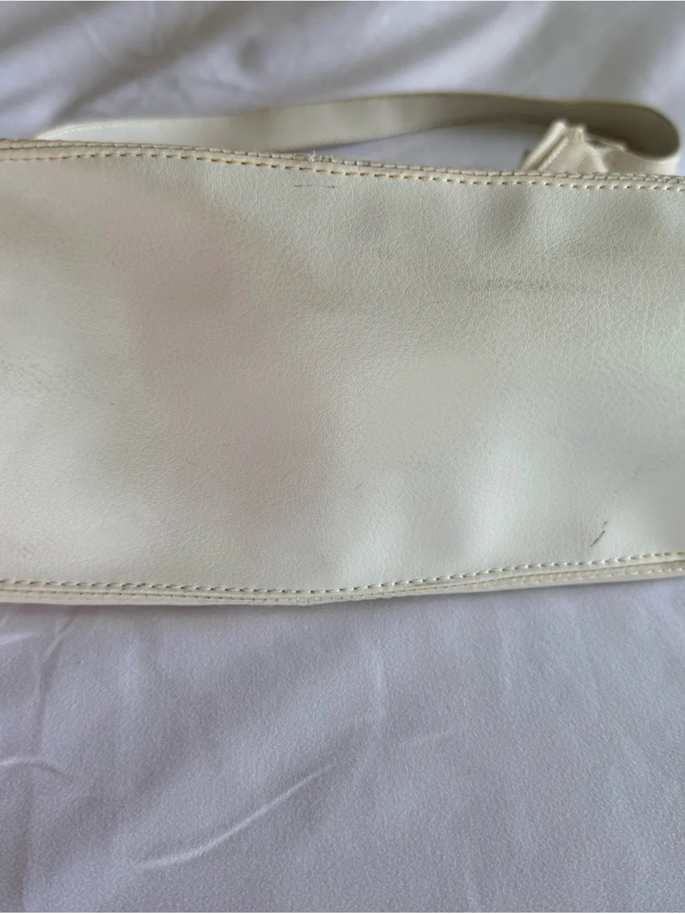 ST. JOHN’S BAY White Leather Hobo Shoulder Bag